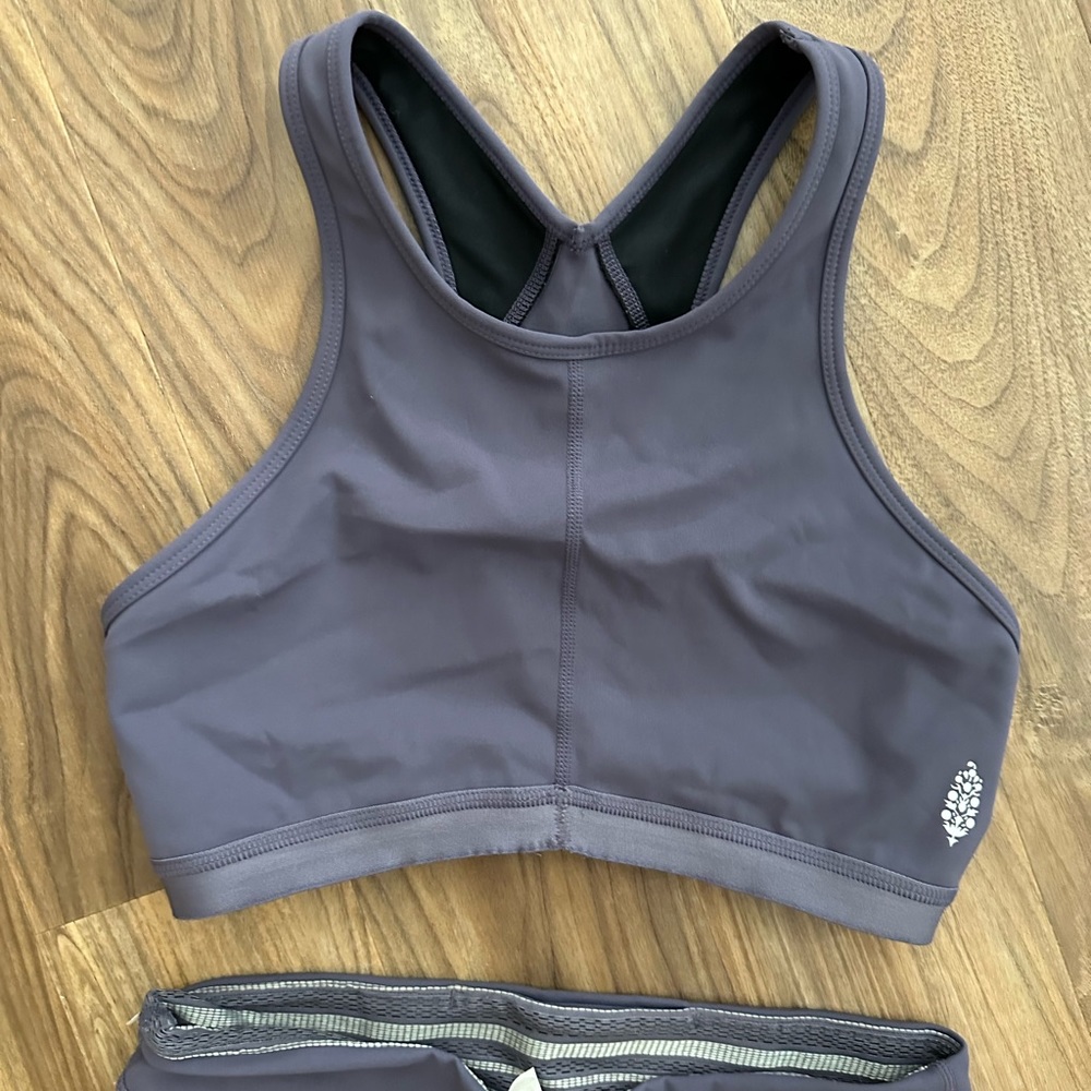 Free People Movement Set - Picture 2 of 4